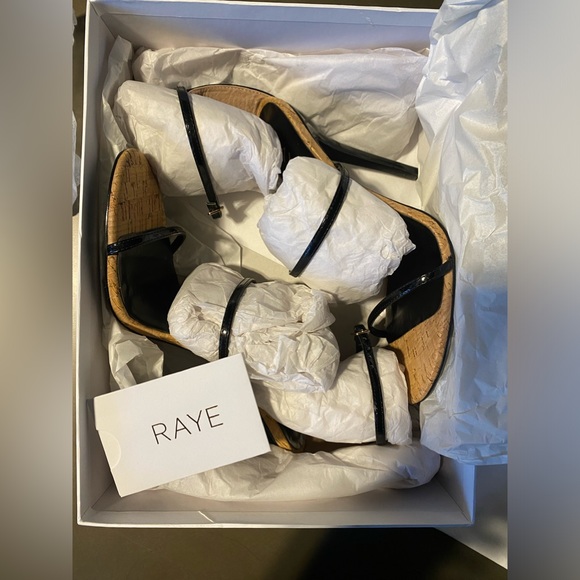 CLEMENTS HEEL- in BLK - Picture 9 of 11